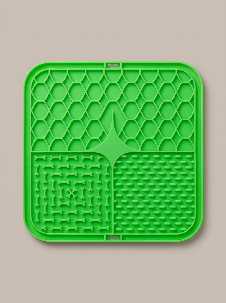 Silicone Pet Lick Mat Plate - Non-Slip Suction Base Slow Feeder Pad for Bath Time Distraction & Training