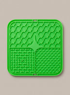 Silicone Pet Lick Mat Plate - Non-Slip Suction Base Slow Feeder Pad for Bath Time Distraction & Training