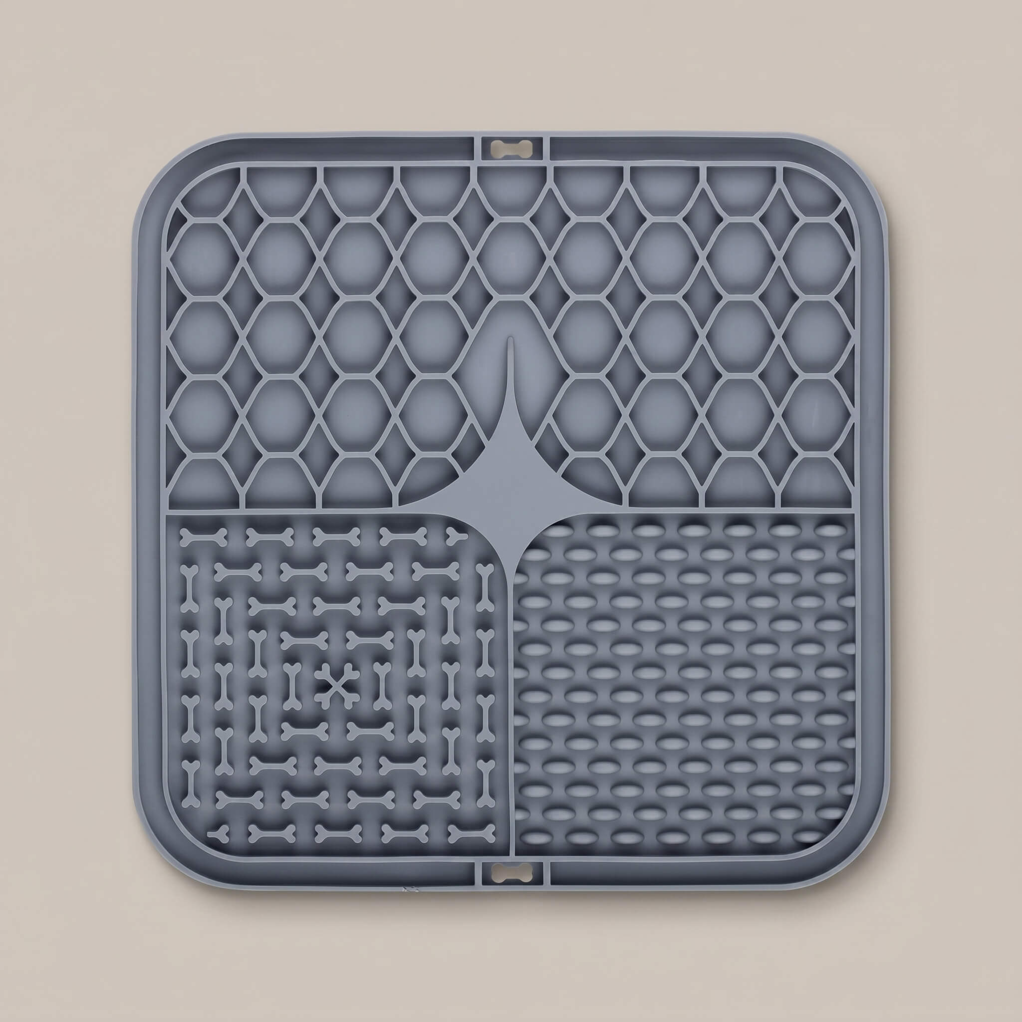 Silicone Pet Lick Mat Plate - Non-Slip Suction Base Slow Feeder Pad for Bath Time Distraction & Training