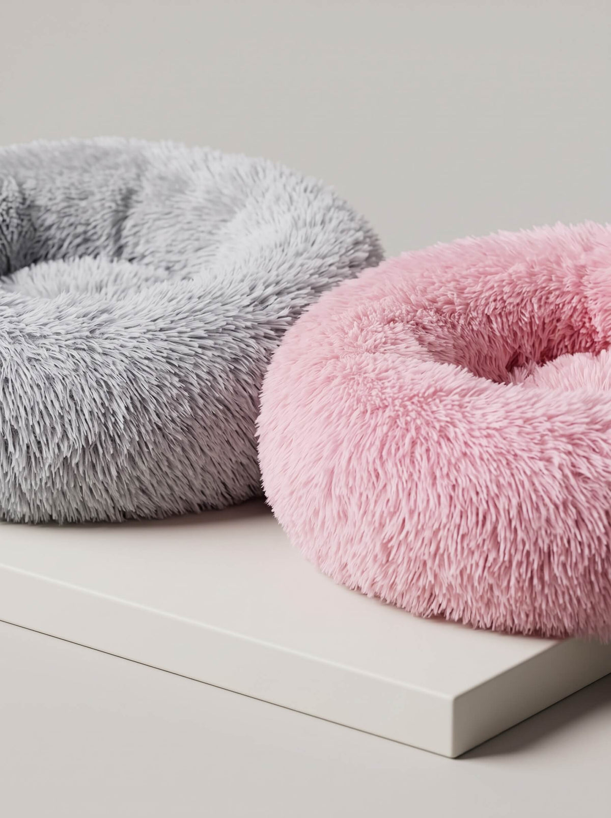 Soft Plush Donut Cat Bed | Washable Calming Round Pet Bed for Cats and Dogs